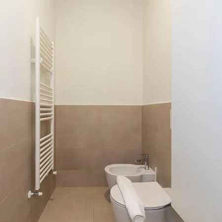Apartment Luxury Near Duomo Italia 38 *